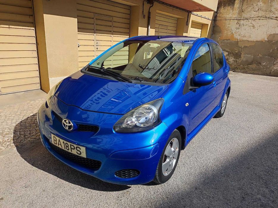 Toyota Aygo 1.0 Gasolina, super económico, 100000km