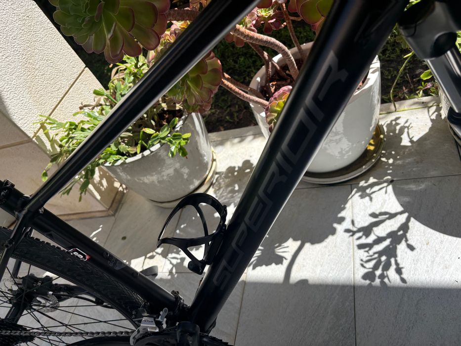 Bicicleta Superior Híbrida/Cross | Tamanho S | Shimano Altus | Travões de Disco | Revisão Completa