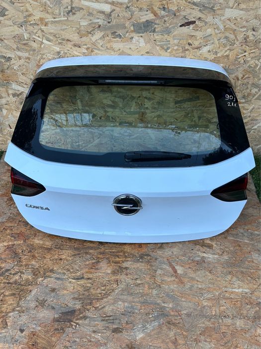 Opel Corsa F 21r klapa bagaznika kompletna biala
