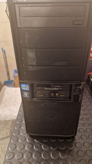 komputer stacjonarny