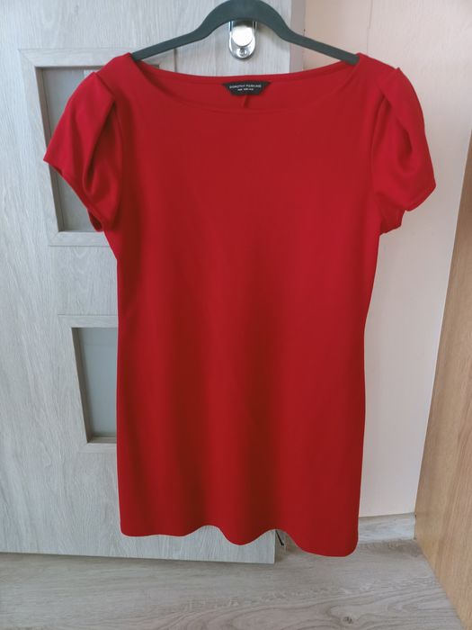 Prosta czerwona sukienka atmosphere rozmiar 42