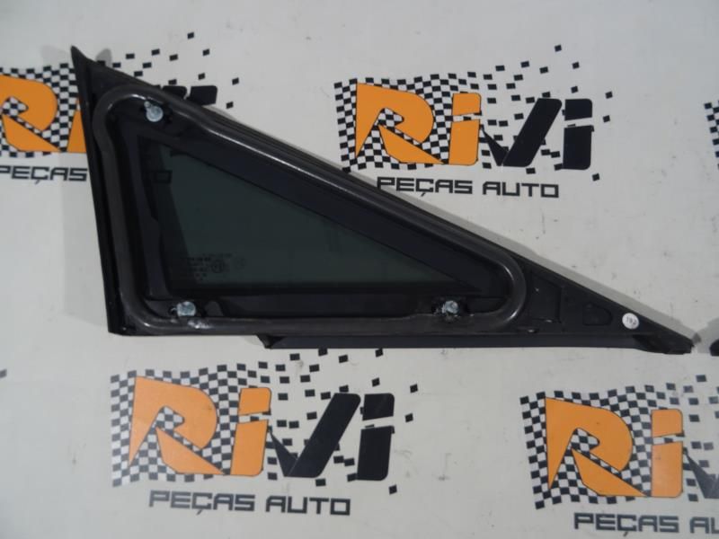 Vidro do Chassi SEAT Leon (1P1)