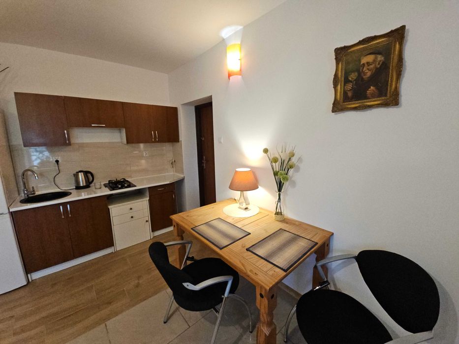 kawalerka umeblowana tuż przy Rynku