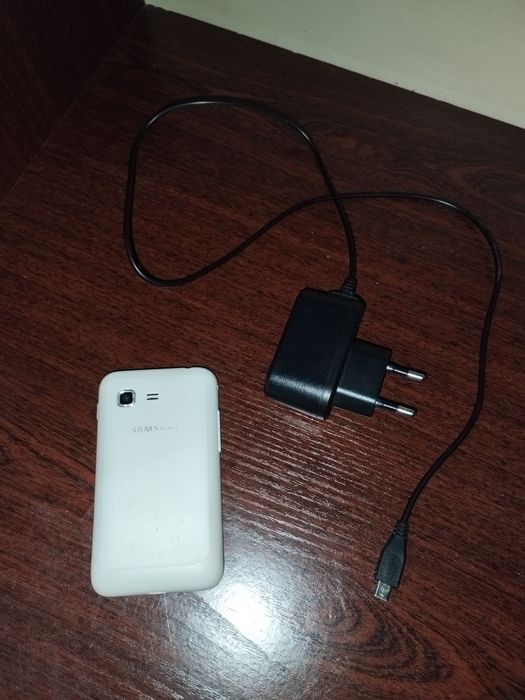 Продам телефон Samsung GT-C3520.