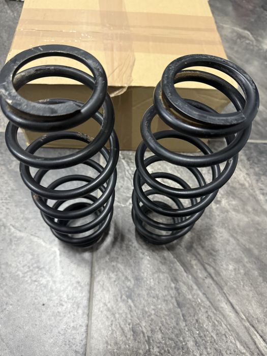 Sprężyny sprężyna tył Polaris Sportsman Black 570 szt.2