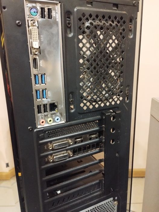 Ryzen 5 3400g ,ssd 120,1tb,16 gb ddr4