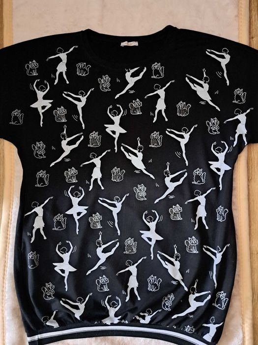 Bluza L/40 w białe kotki i baletnice