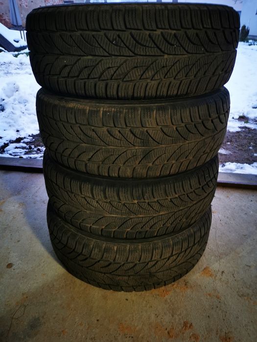 Sprzedam opony zimowe