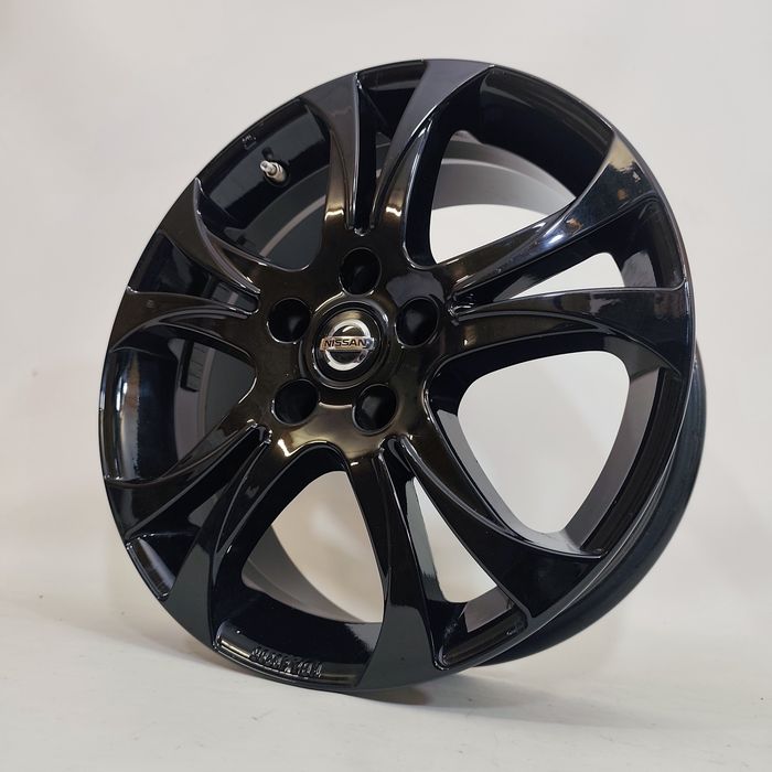 5x114,3 17" nissan OEM Qashqai Juke x-trail pulsar leaf