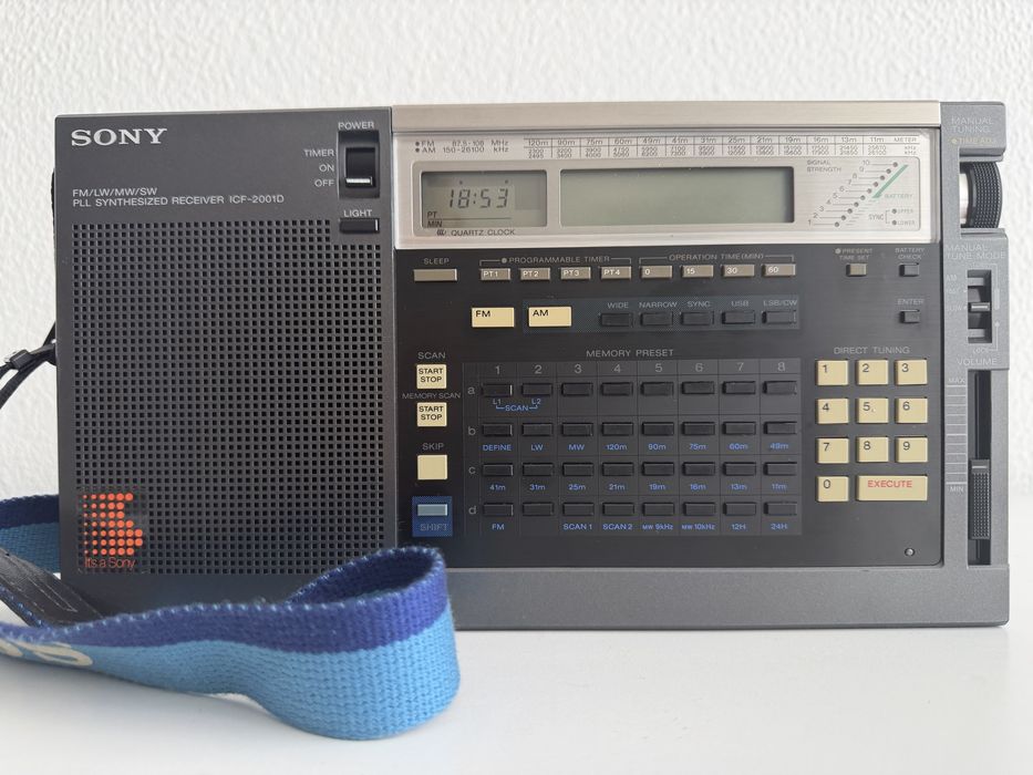 Rádio Sony ICF-2001D impecável