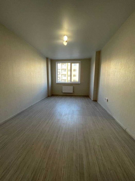 В продажу 2 квартира нова на 2 поверсі  -  7 Небо, вул. Маріупольська