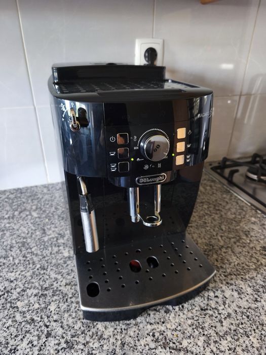 Delonghi Magnifica S máquina café Automática