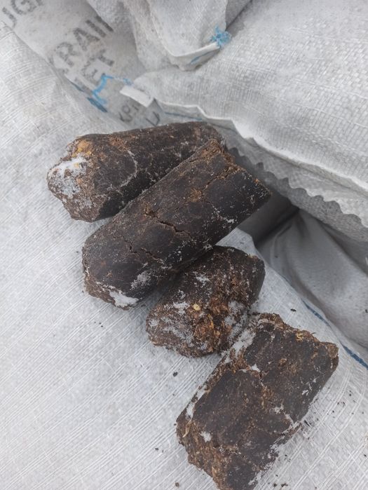 Продам топливные брикеты