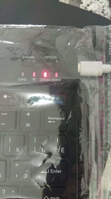 Teclado pequeno sem fios a bateria novo por estrear