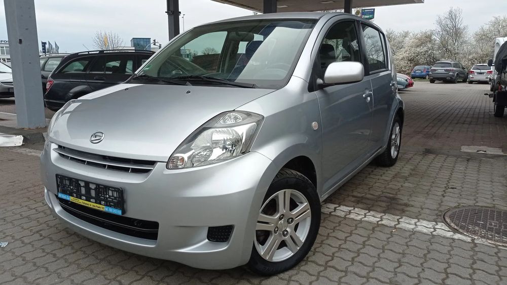Daihatsu Sirion 1.3 PROSTA benzyna MOMO edition 112 tys.km przebiegu BEZ rdzy idealny