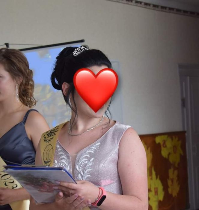 Сукня вечірня в ідеальному стані