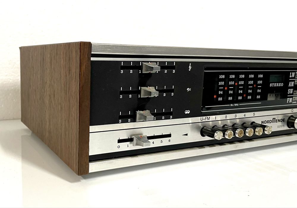 NORDMENDE 5005 Stereo Amplituner z Głośnikami, Lata Produkcji 1971-1974