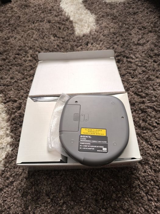 Плеєр Sony Walkman D-E882