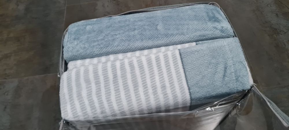 Lençóis polares NOVOS na embalagem para cama de 180x200 cm