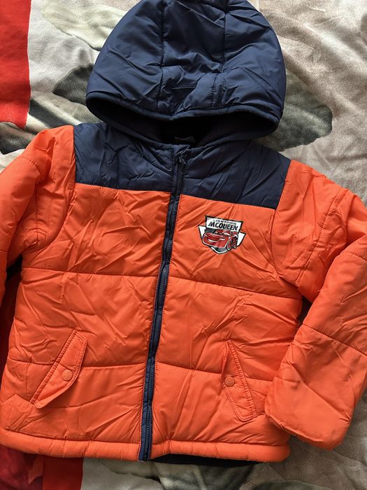 Курточка Disney 120 см