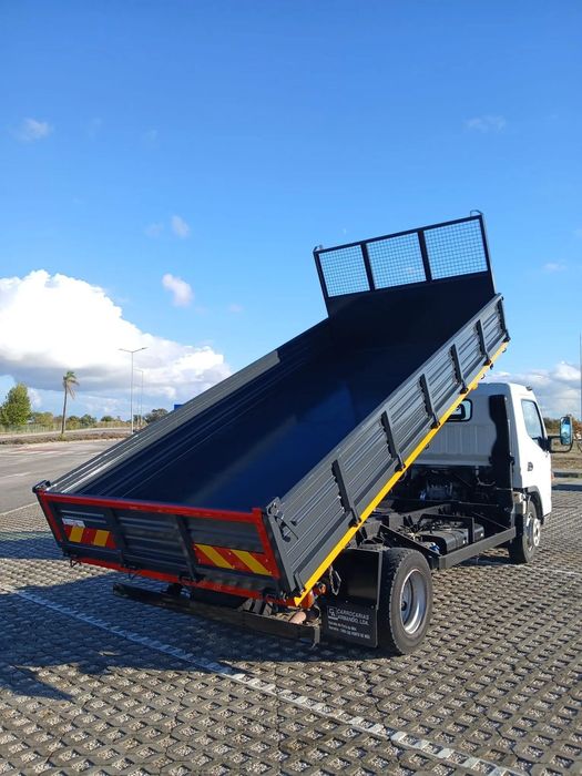 Mitsubishi FUSO CANTER 7C15E - 132.610km