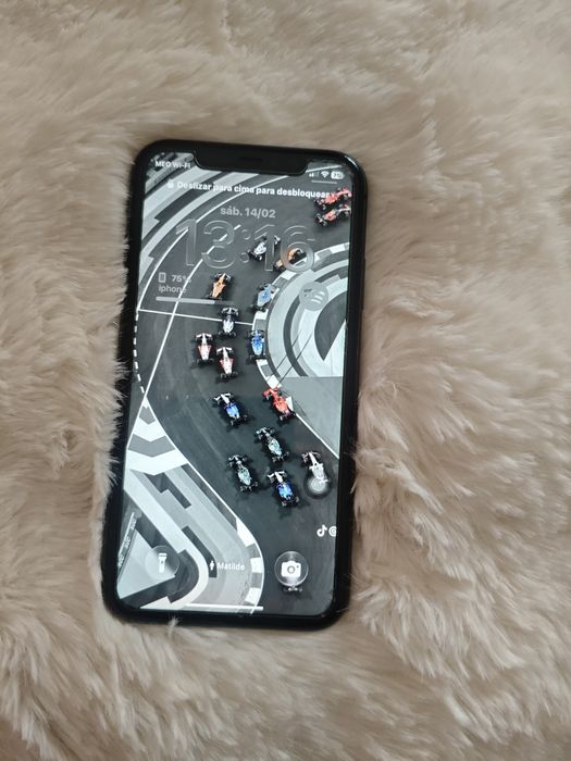 iPhone 11 64 gb bom.