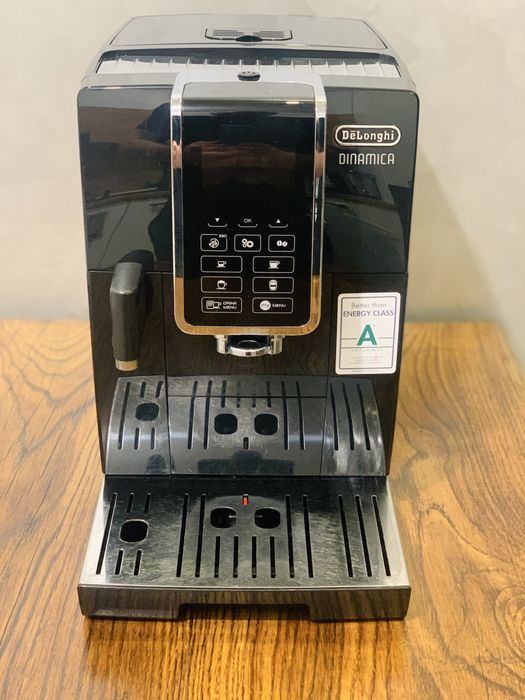 Кавомашина Delonghi DINAMICA