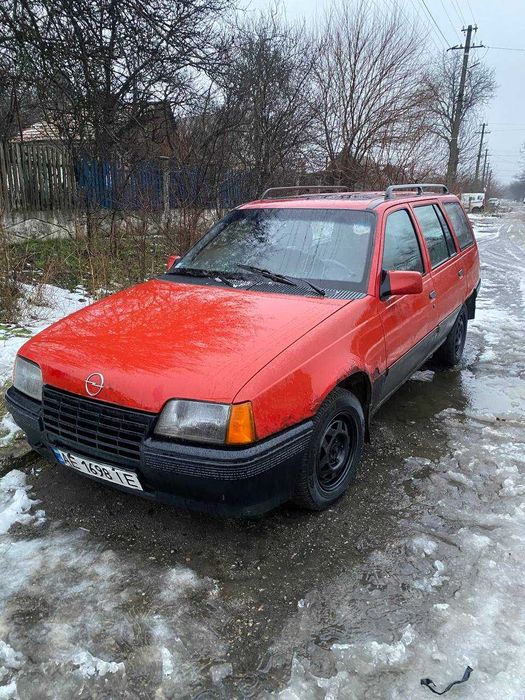Opel Kadett универсал