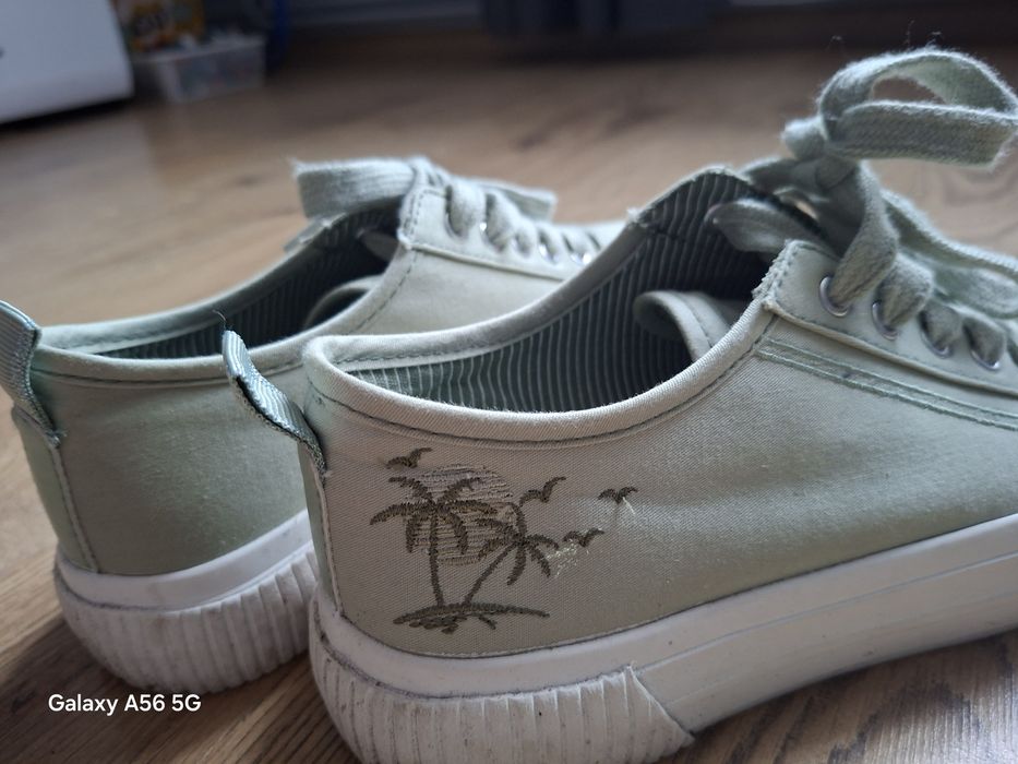 Trampki Graceland 37