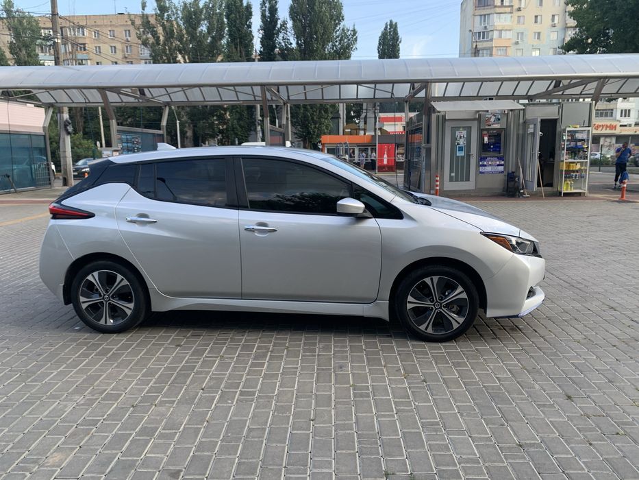 nissan leaf 2021 64kwh