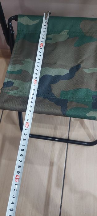 Krzesło turystyczny z torba i uchwytem do noszenia