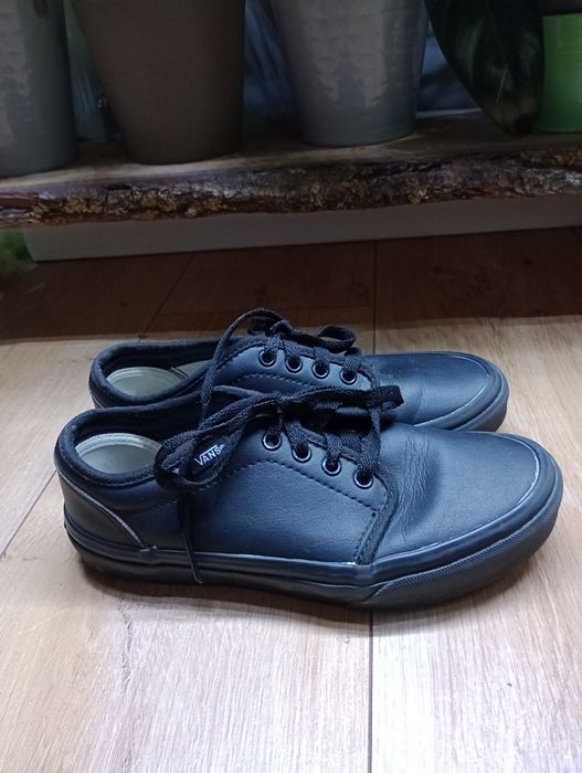 Adidasy , Buty damskie , młodzieżowe " Vans"