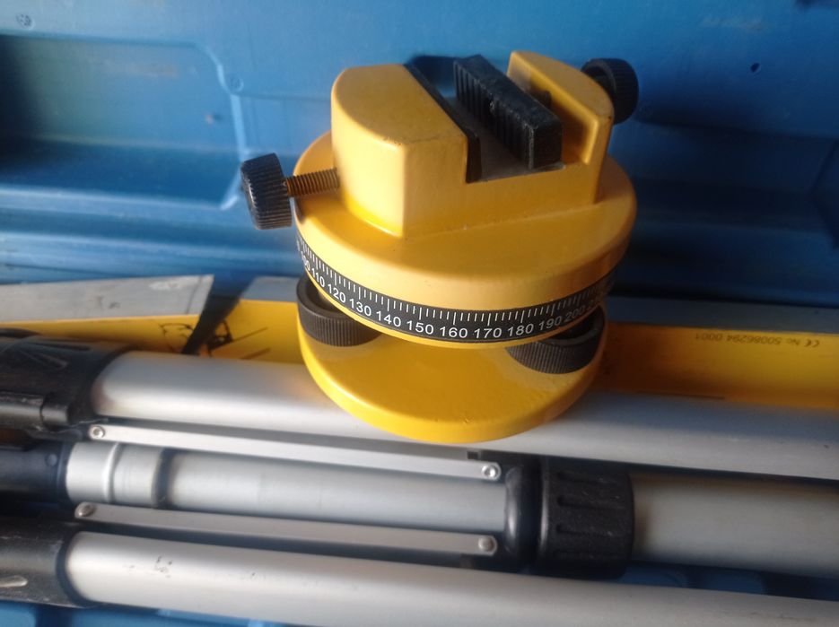 Nível com tripé Powerfix