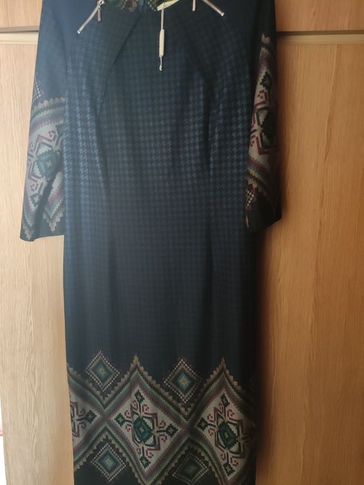Nowa ciekawa sukienka