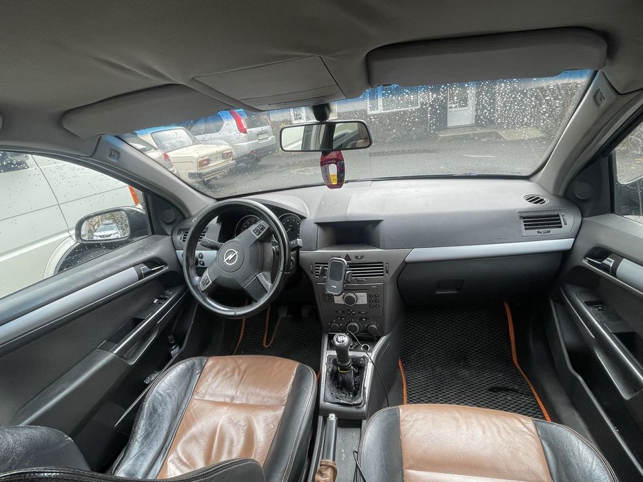 продам Opel Astra H