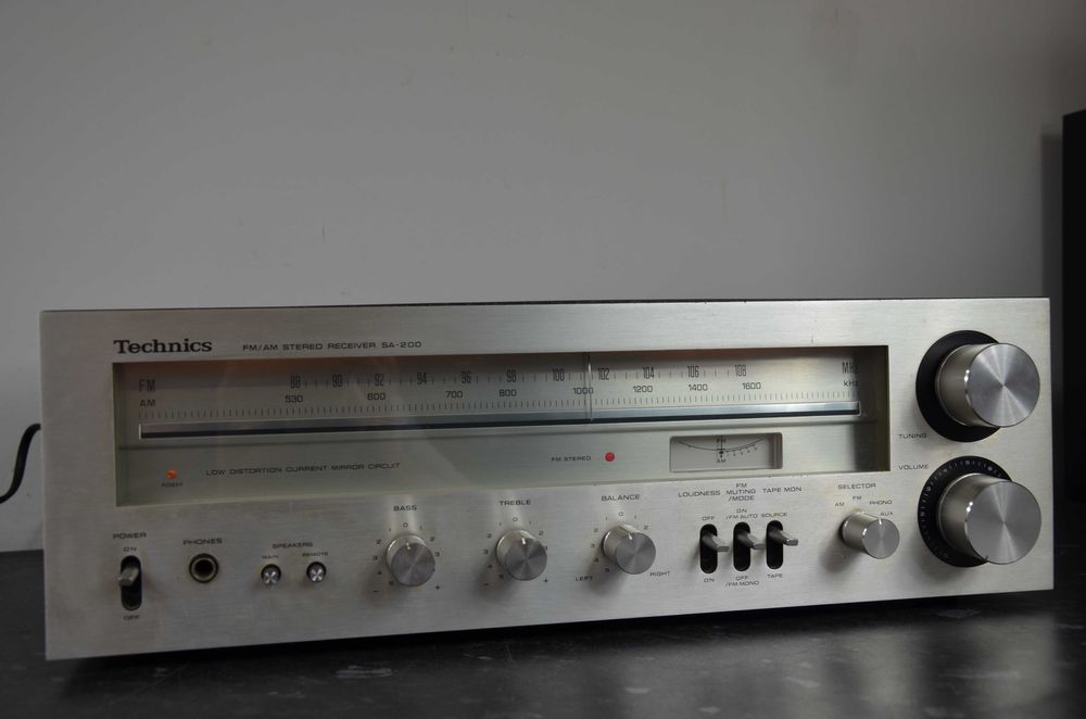 Amplituner Technics SA-200 VINTAGE stereo srebrny okazja