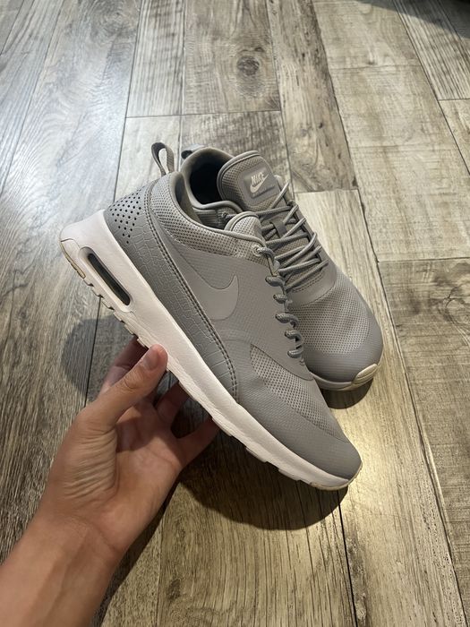 Кросівки Nike air max thea