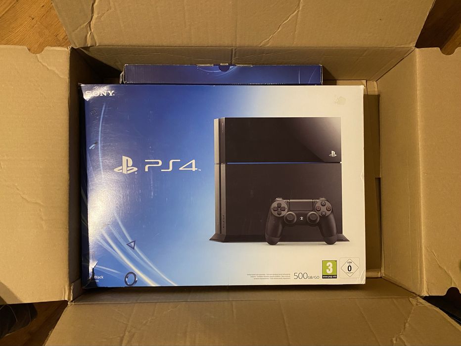 PS4 + Comando + Suporte