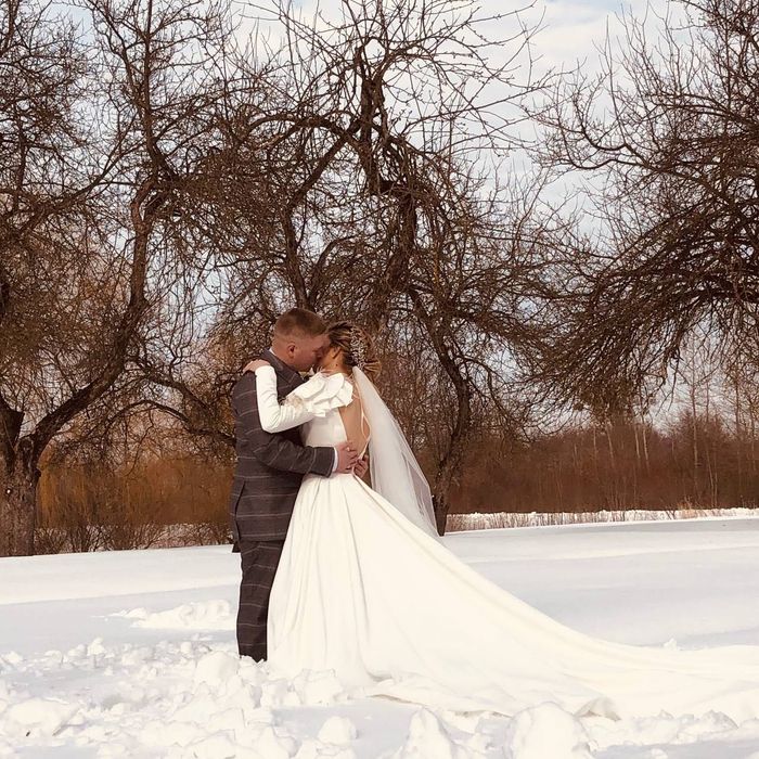 Весільна сукня  жіноча