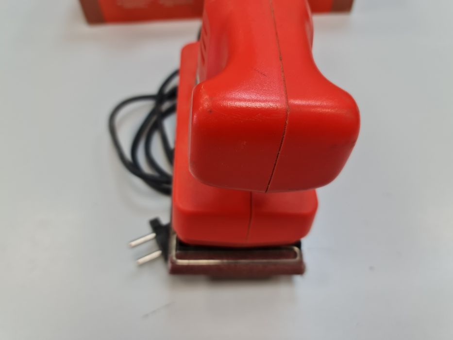 Szlifierka oscylacyjna Black&Decker