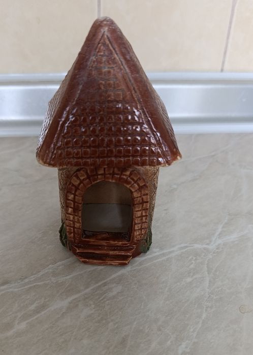 Будиночок для акваріума