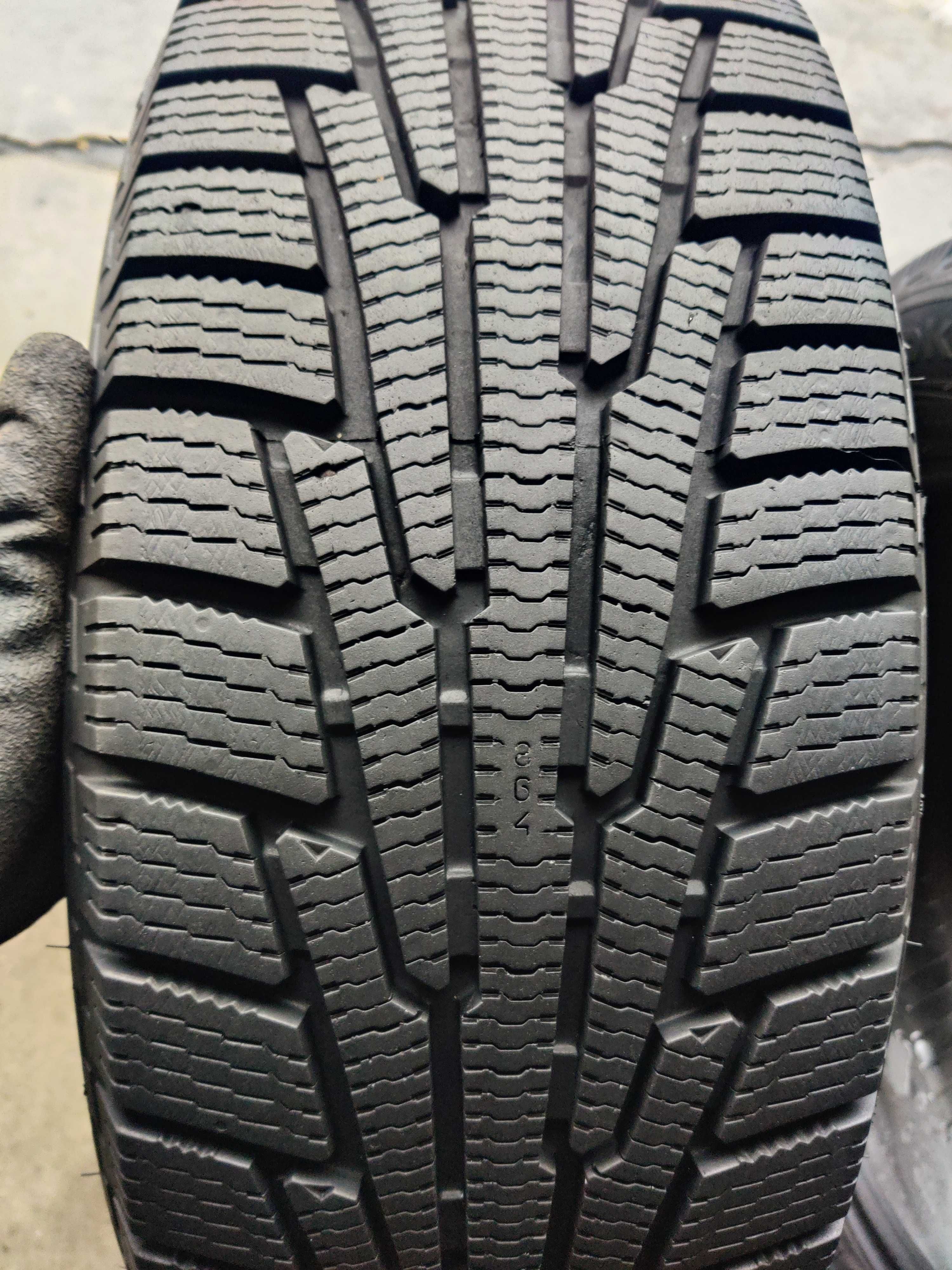 Зимові шини 225/60 r17 Nokian Nordman RS2 майже НОВІ: 3 250 грн ...