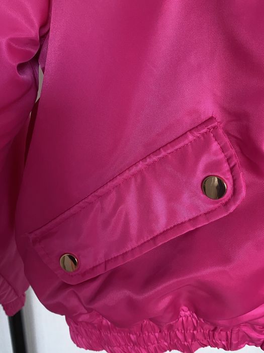 Бомбер яскравого кольору розмір- S, в  ідеальному стані, для красунь