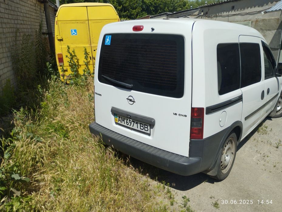 Продам Opel Combo