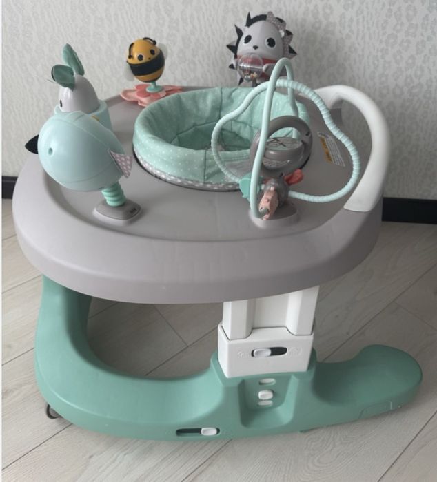 Ходунки - розвиваючий центр Tiny Love 4 в 1