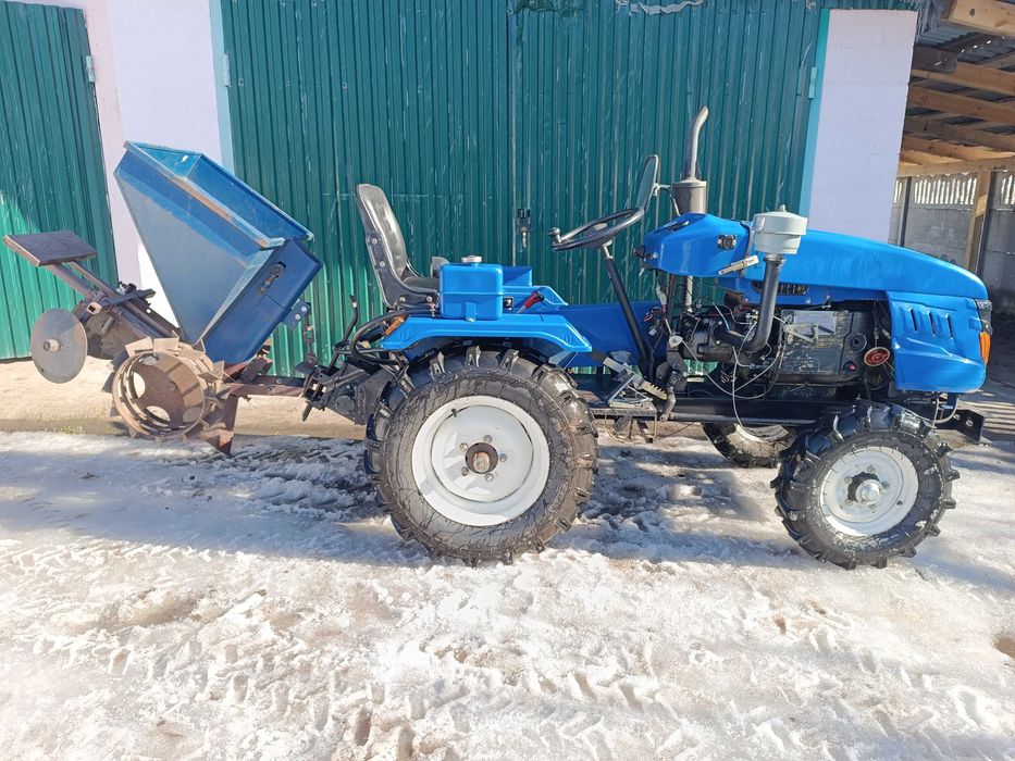 Мінітрактор Булат Т 22
