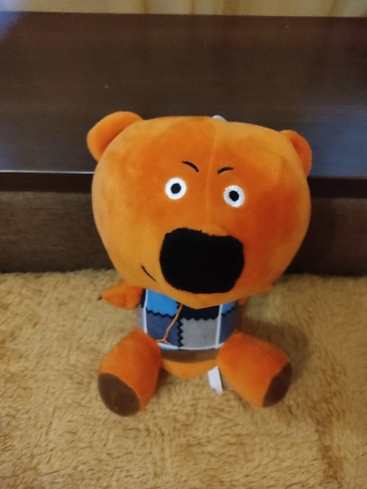 Розпродаж м'яких іграшок а гарному стані