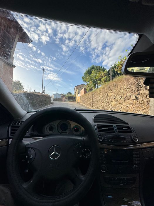 2002 Mercedes-Benz E270 CDI
