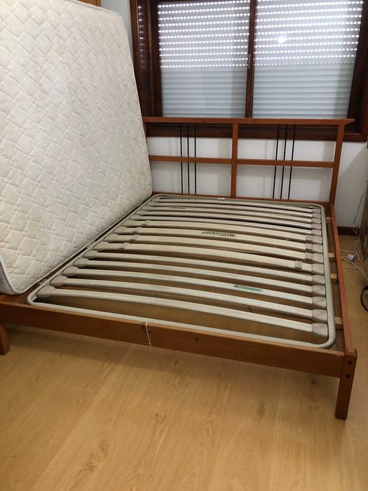 Cama de Casal – Madeira Maciça + ESTRADO Robusto de Fibra