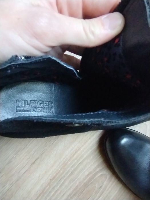 Skórzane botki damskie Tommy Hilfiger rozm 41